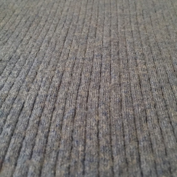 Ribbed Blue Crop Top - Picture 2 of 2